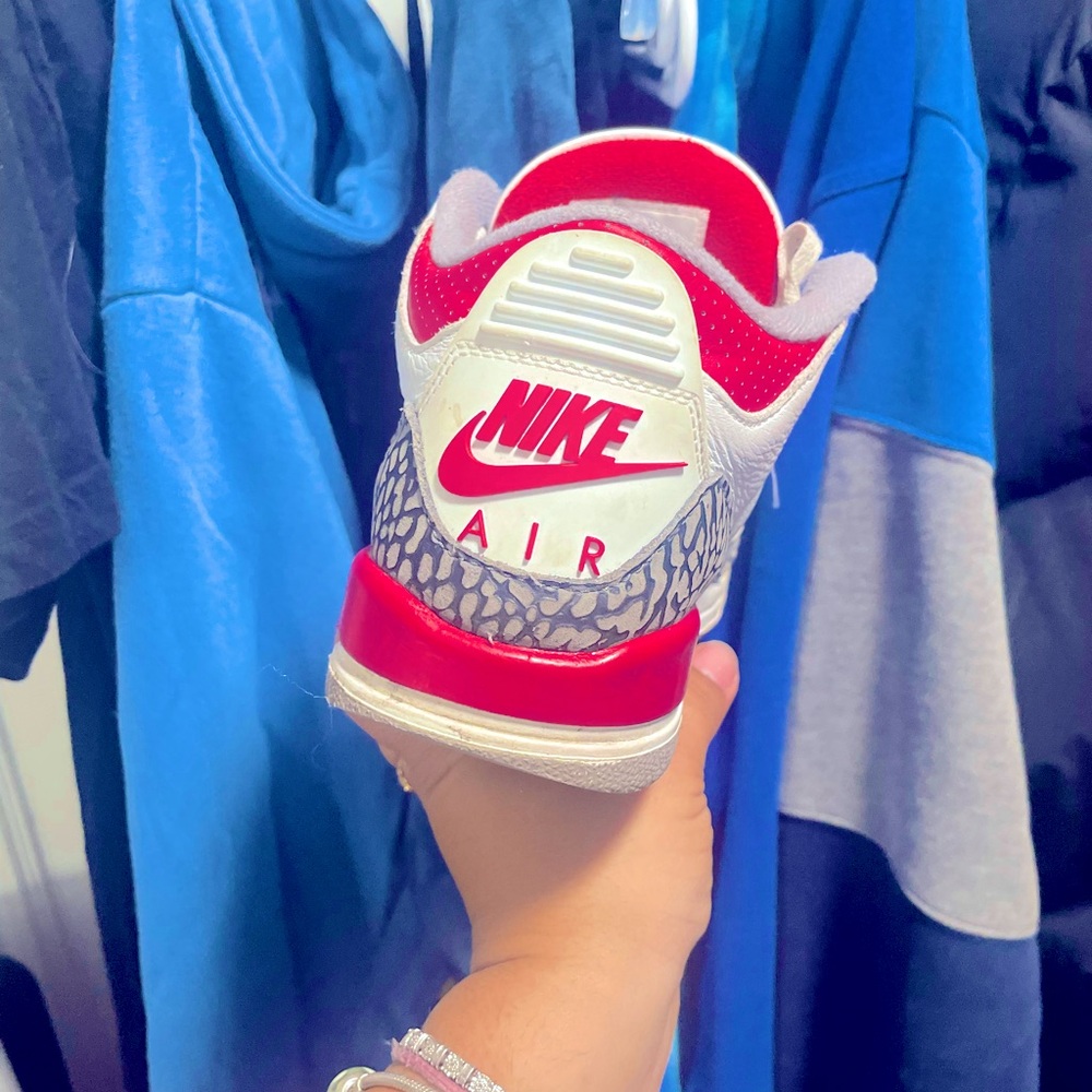 Used Jordan 3 “Fire Red” - Picture 1 of 4